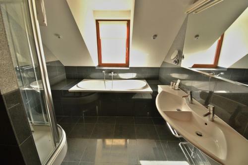 Hotel Hradn� Br�na U Slovanov