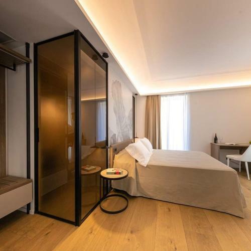 Hostal Palazzo Raho Suites