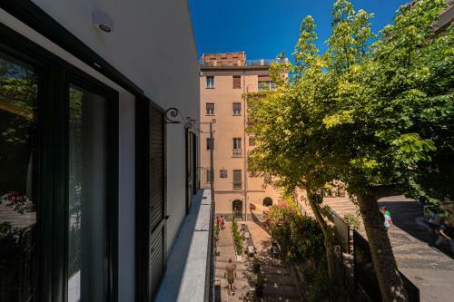 Hostal Palazzo Raho Suites