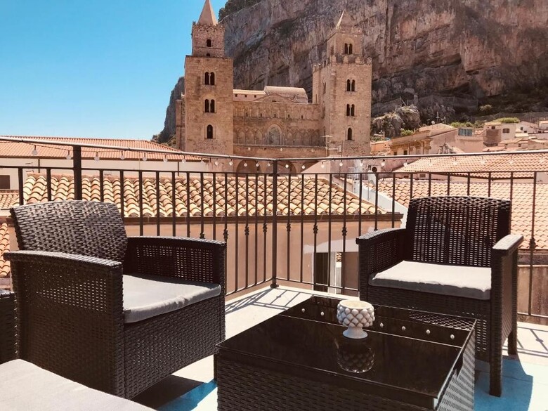 Duomo Apartments Cefal�