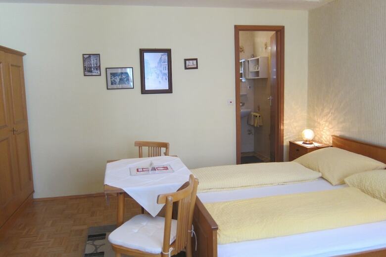 Bed & Breakfast Pension Sonne