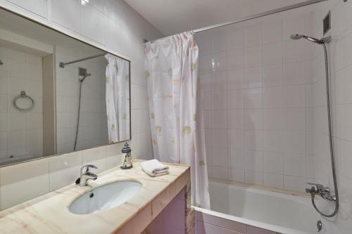 Apartamentos Golf Mar