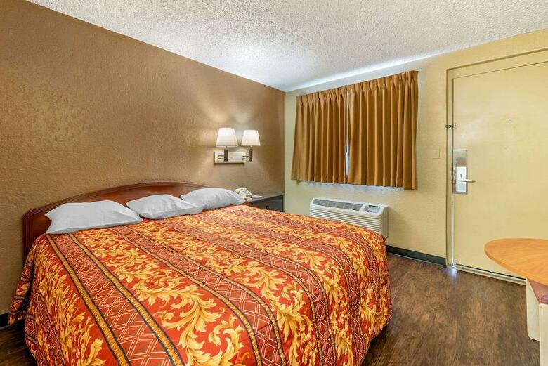Hotel Rodeway Inn Pueblo