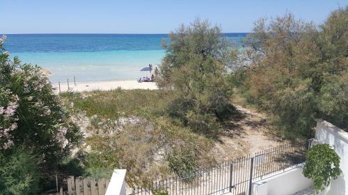 Hostal Enjoy Beach Porto Cesareo