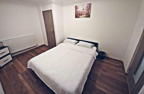 Lodge Camere In Regim Hotelier