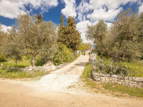 Locazione Turistica Trullo Rosa Blu