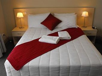 Club Motor Inn