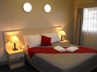 Club Motor Inn