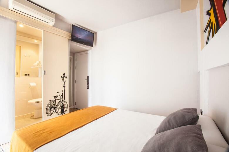 Hostal Ryans Pocket Hostel
