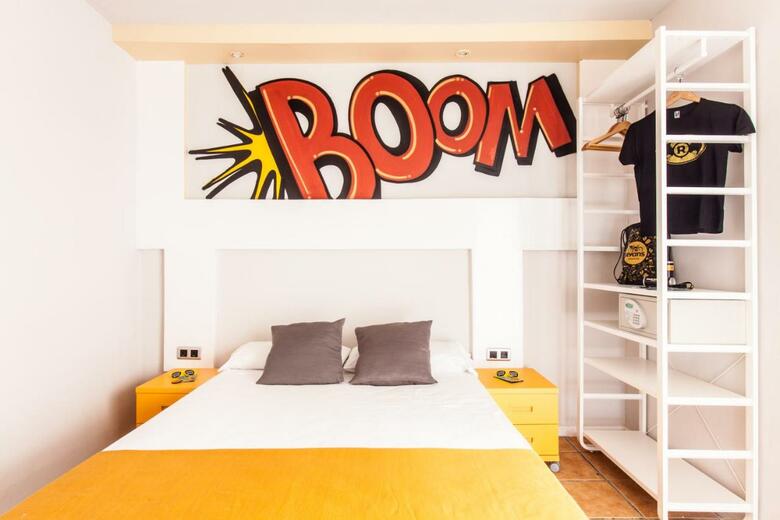 Hostal Ryans Pocket Hostel