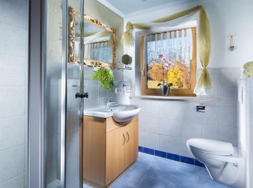 Apartamento Ferienwohnungen G�stehaus L�rcheck