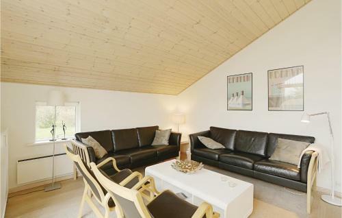 Holiday Home �brinken Aakirkeby IV