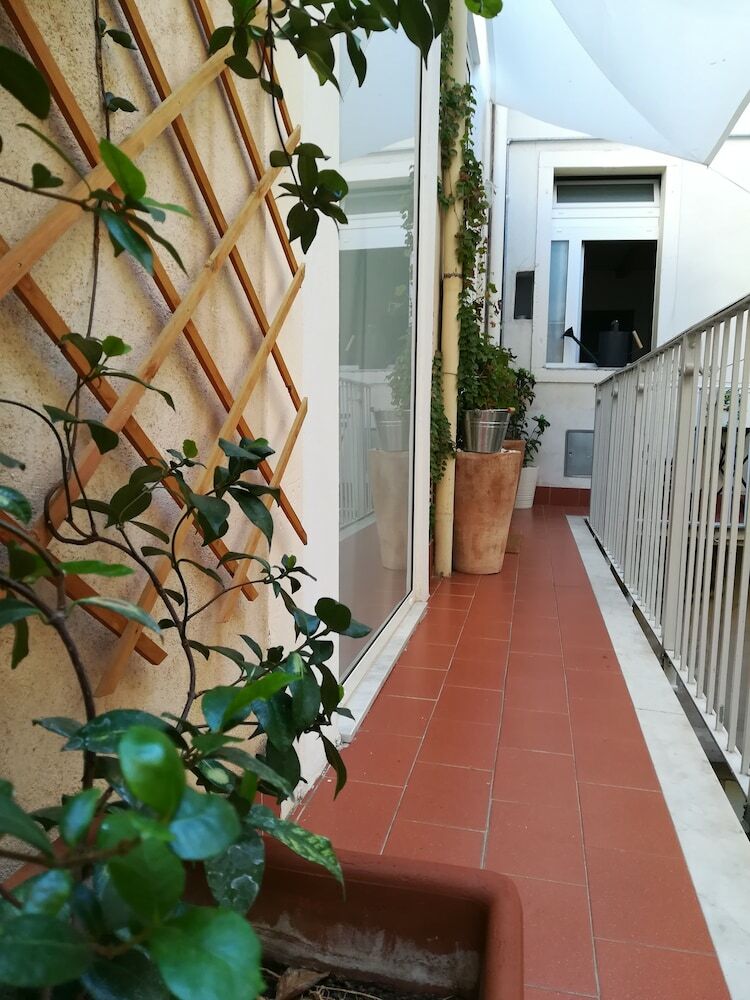 Hostal Eco Rooms Velacatania