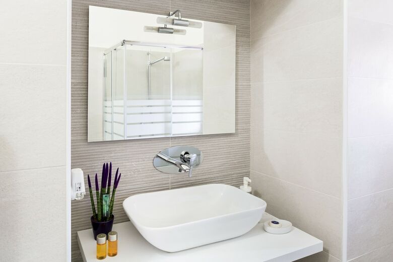 Hostal Scuto Home