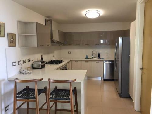 Exclusive Beachfront Apartment 1hour From Pma City