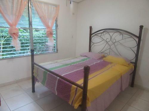 Apartamento Caba�as En Coronado ,,