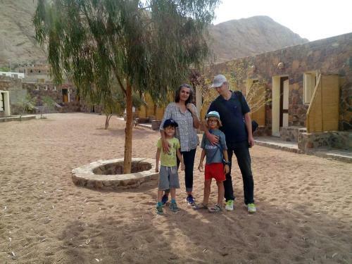 Hotel Sheikh Mousa Bedouin Camp