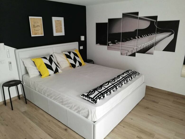 Hostal Gh Rooms Catania