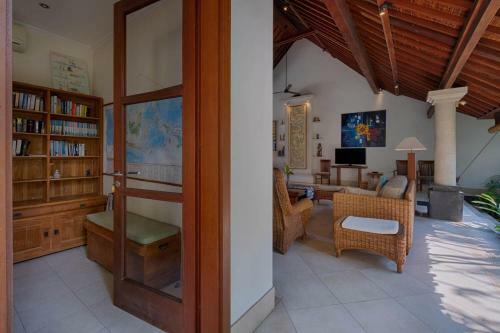 Kutus Kutus Saba Beach Villa