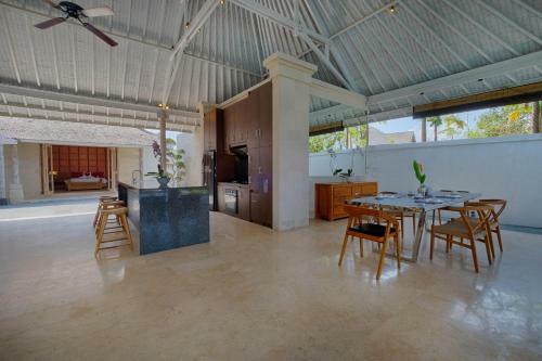 Kutus Kutus Saba Beach Villa