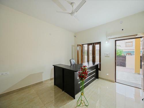 Hotel Oyo 86683 R3 Residency