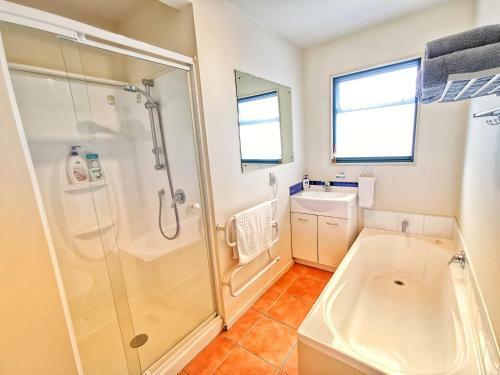 Atarau Grove Holiday House