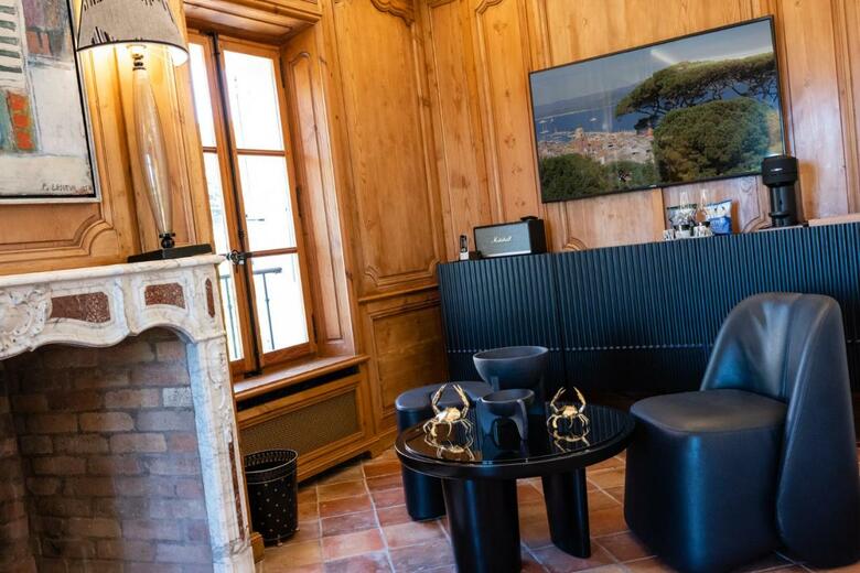 Hotel H�tel Le Yaca