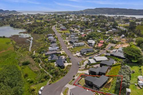 R And R At Robertson - Raglan Holiday Home