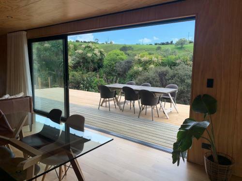 Private Modern Bach By The Beach
