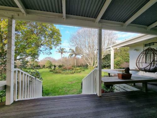Wonderful 3br House With Spacious Gardens - Wifi