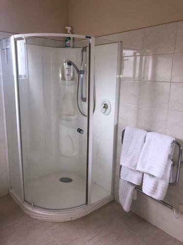 Large Luxury Apartment Located Right In Town