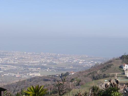 Villetta In Collina A Due Passi Dal Mare
