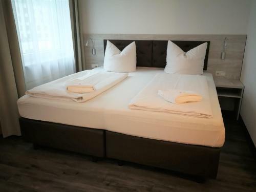 Hotel Near By