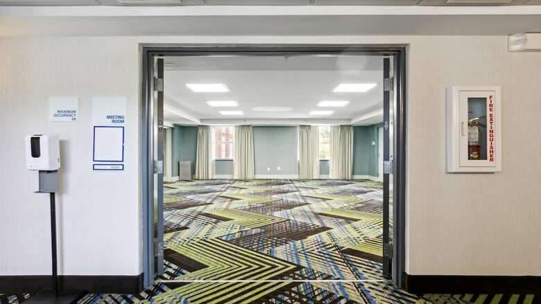 Hotel Holiday Inn Express Williamsburg North