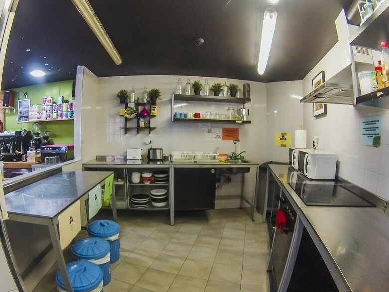Ganbara Hostel