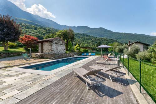 Chalet Con Piscina E Vista Panoramica