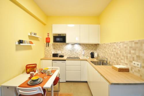Rh Charming Apartment Liberdade I