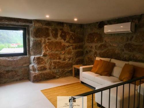 Louredo Rustic House - T2