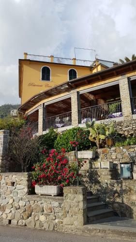 Hostal Cecio 5 Terre Rooms