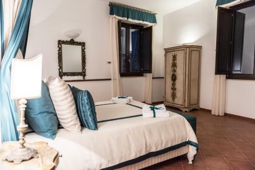 Hostal Masseria Santo Stefano Relais&charming House
