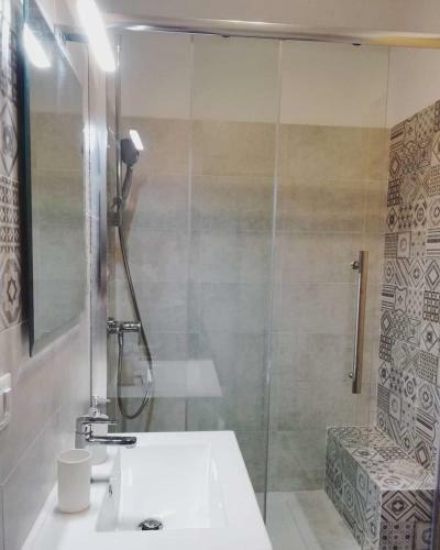Hostal Civico 27