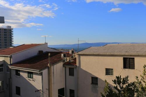 Apartments With A Parking Space Makarska - 15763