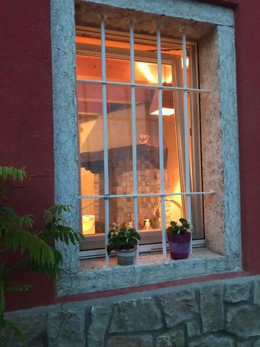 Redhouse Pesina