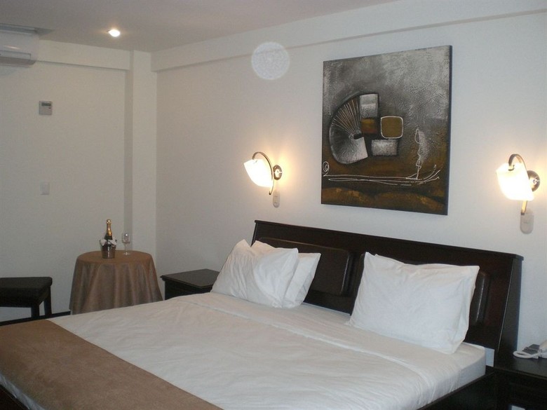 Hotel Plaza Real Suites & Apartments San Jose