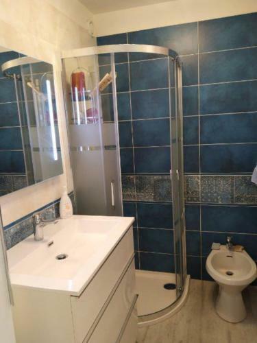 Nice Apartment With Sea View And Swimming Pool