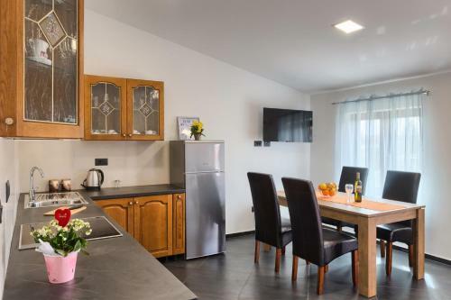 Apartments Ines