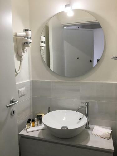Hostal L'antica Corte Lazzago Rooms