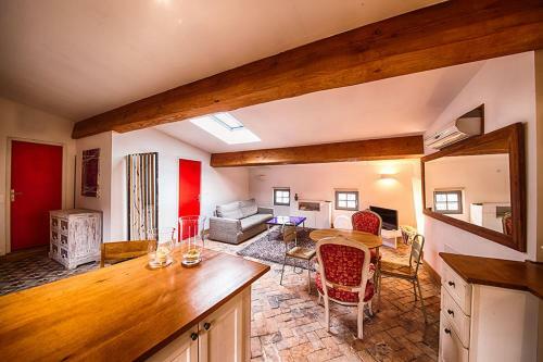 Maison de Fogasses : Luxury Apartments