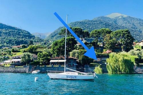 Ossuccio Villa On The Lake