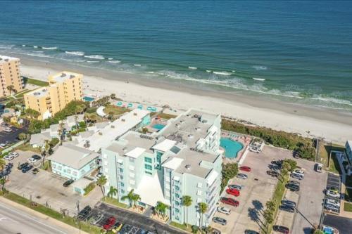 Coconut Palms Beach Resort II 4512